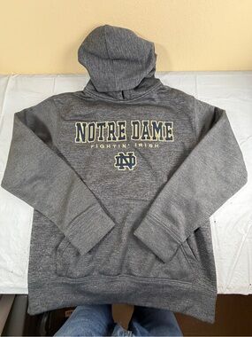 Colosseum Notre Dame Gray Hooded Sweatshirt with Yellow Accent